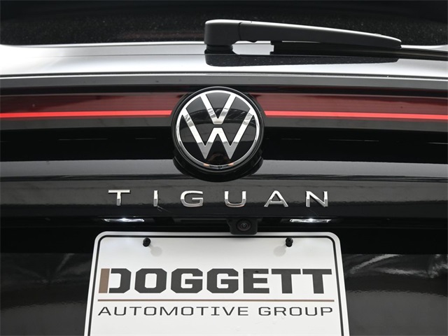 2025 Volkswagen Tiguan SE photo 24