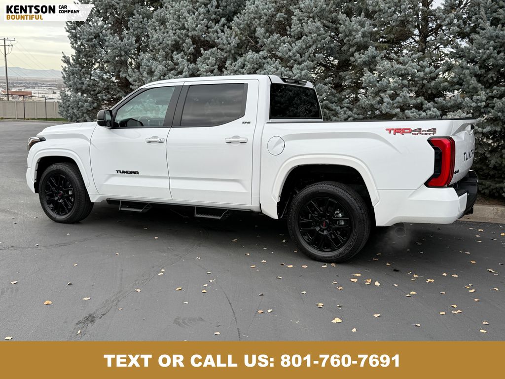 2024 Toyota Tundra SR5 photo 4