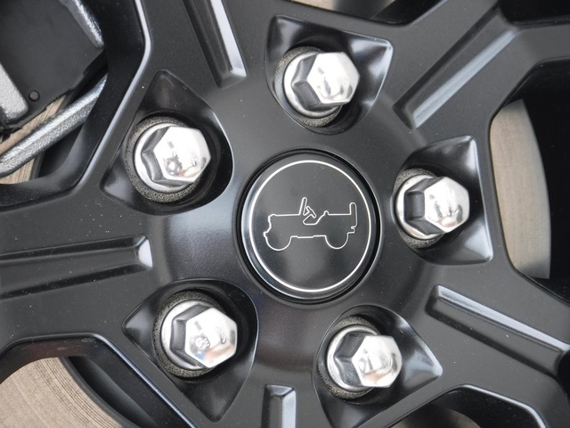 2025 Jeep Gladiator Sport photo 4