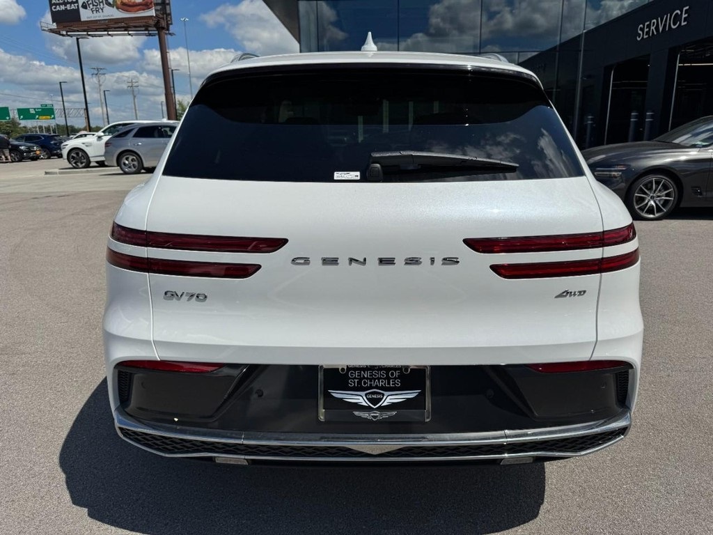 2026 Genesis GV70 2.5T Advanced photo 2