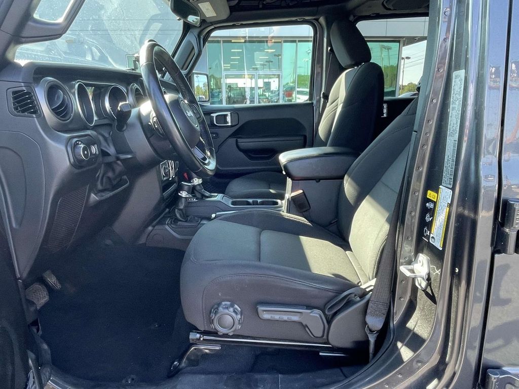 2023 Jeep Wrangler Sport S photo 12