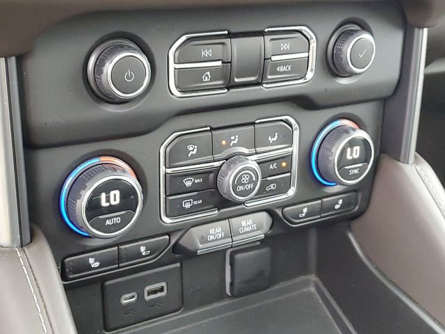 2023 Chevrolet Tahoe Z71 photo 6