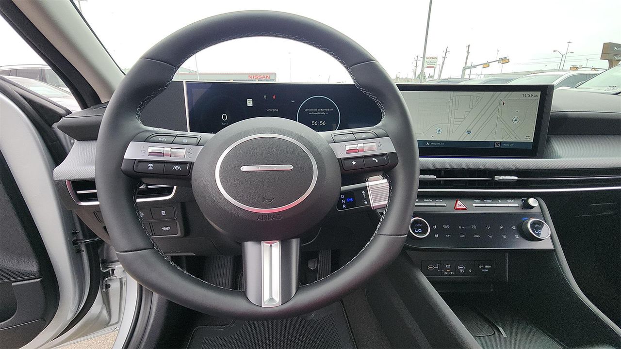 2025 Hyundai Sonata Hybrid Limited photo 22