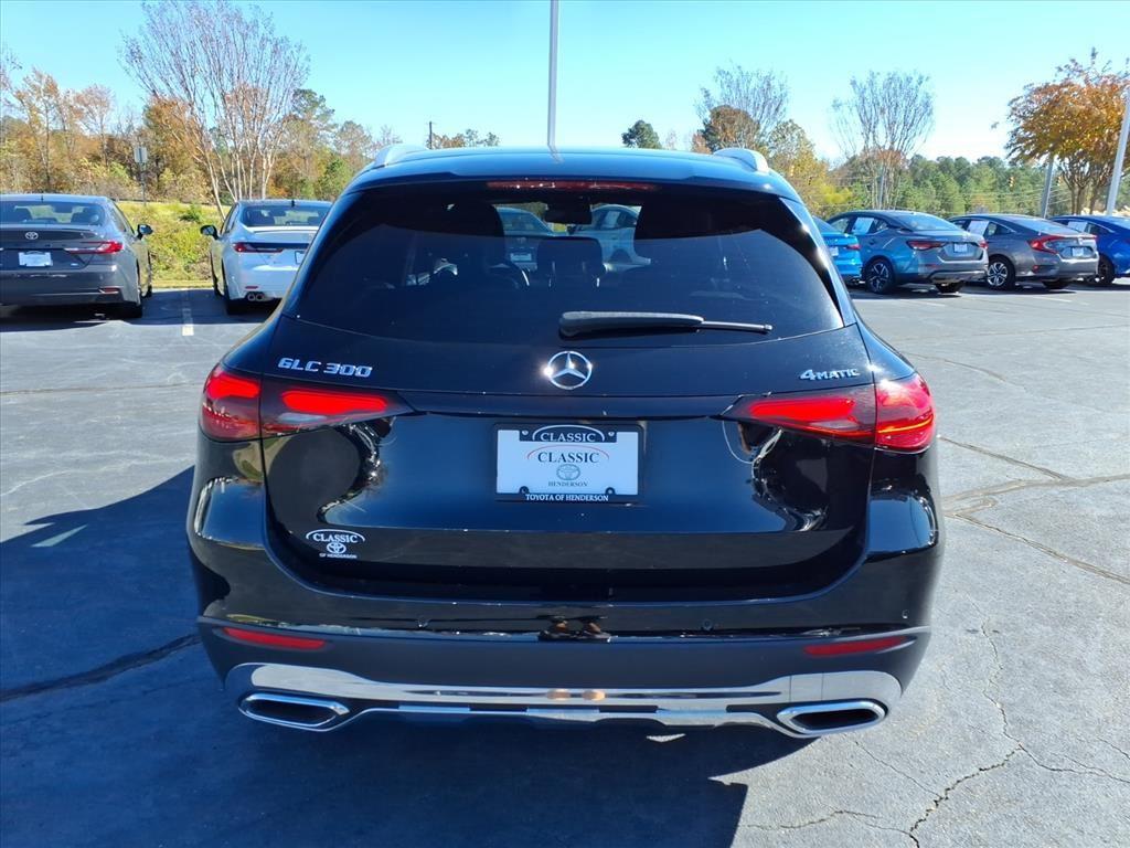 2023 Mercedes Benz GLC 300 4MATIC photo 3