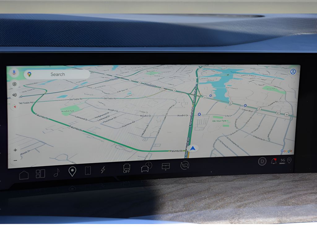 2025 Cadillac Escalade IQ Luxury photo 3