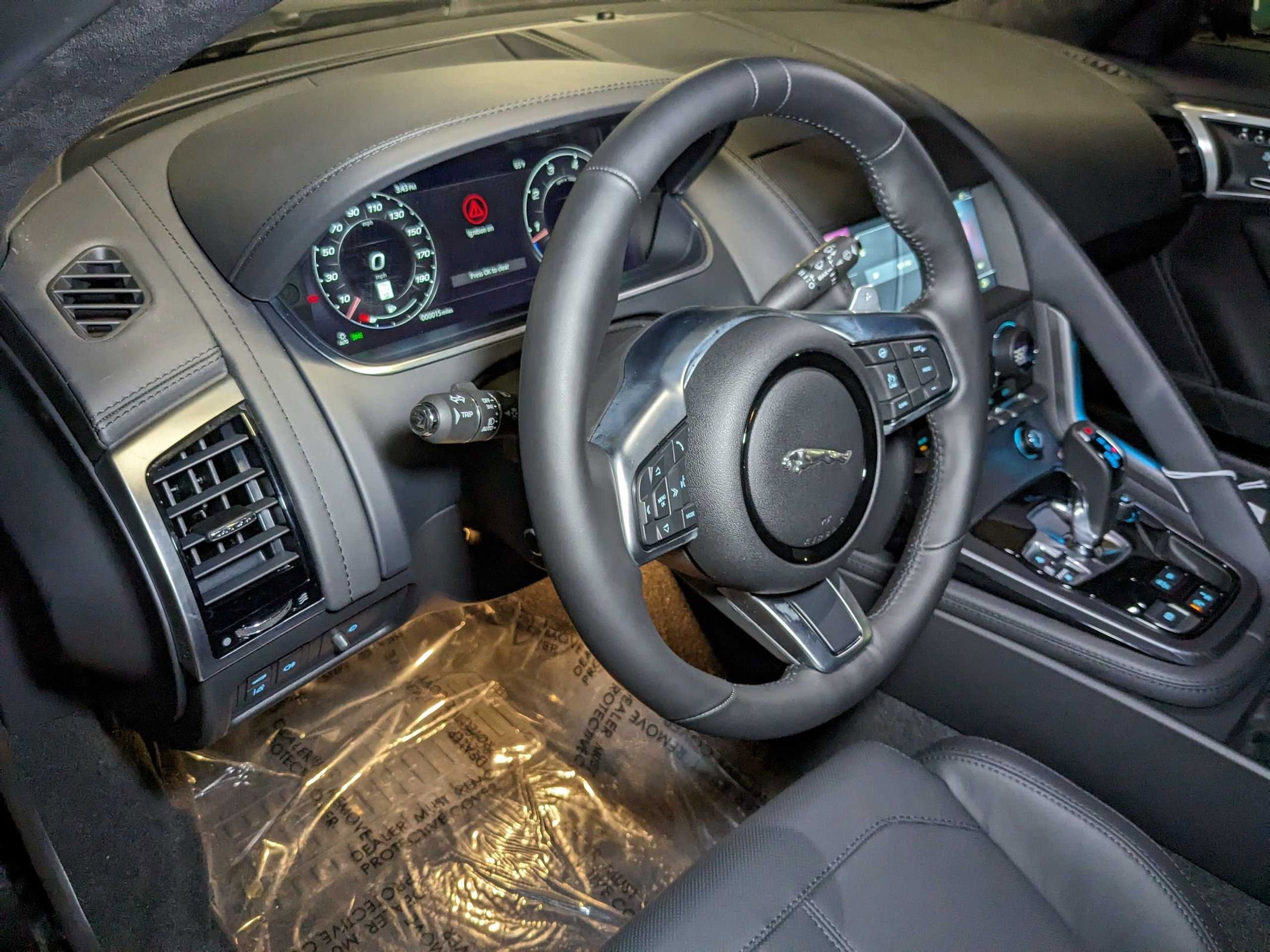 2024 Jaguar F-TYPE P450 R-Dynamic photo 3