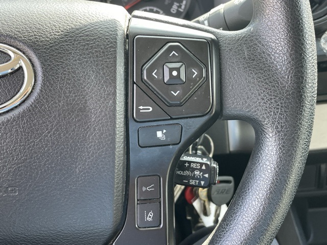 2022 Toyota Tacoma SR5 photo 13