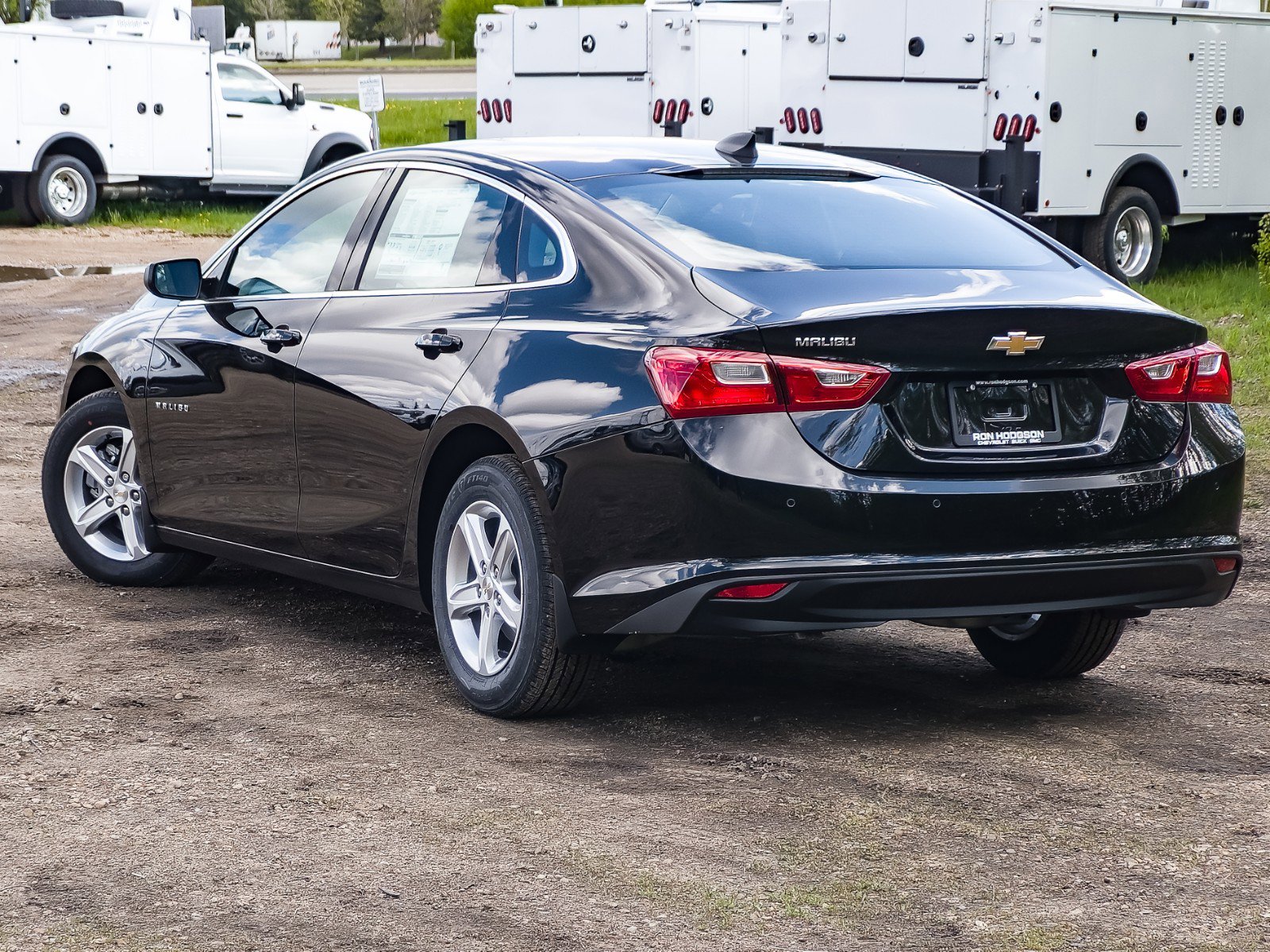 New 2024 Chevrolet Malibu LS REMOTE START SIDE BLIND ZONE ALERT 4dr Car