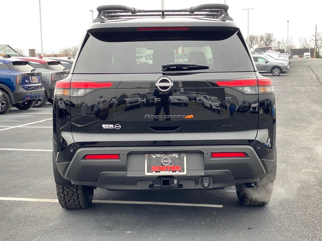 2025 Nissan Pathfinder Rock Creek photo 3