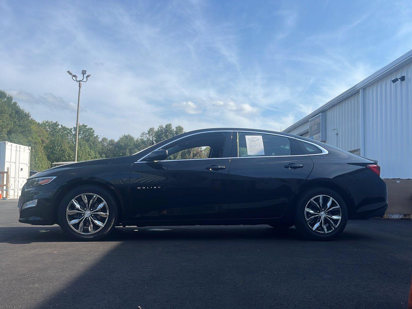 Used 2024 Chevrolet Malibu 1LT with VIN 1G1ZD5ST9RF127073 for sale in Hopewell, VA
