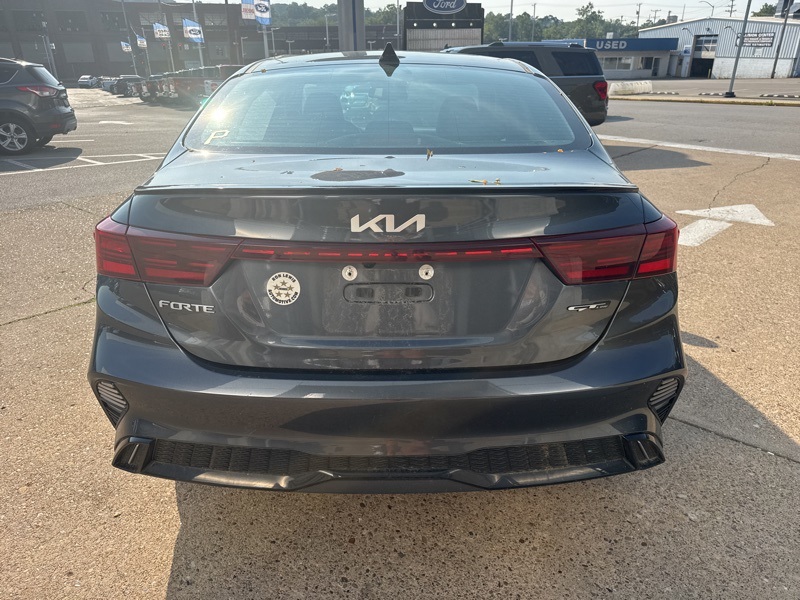 2023 Kia Forte GT-Line photo 3