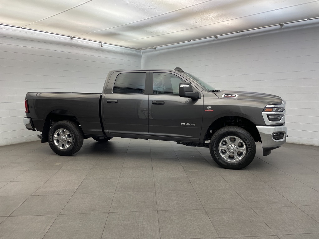 2025 Ram 2500 Big Horn photo 2