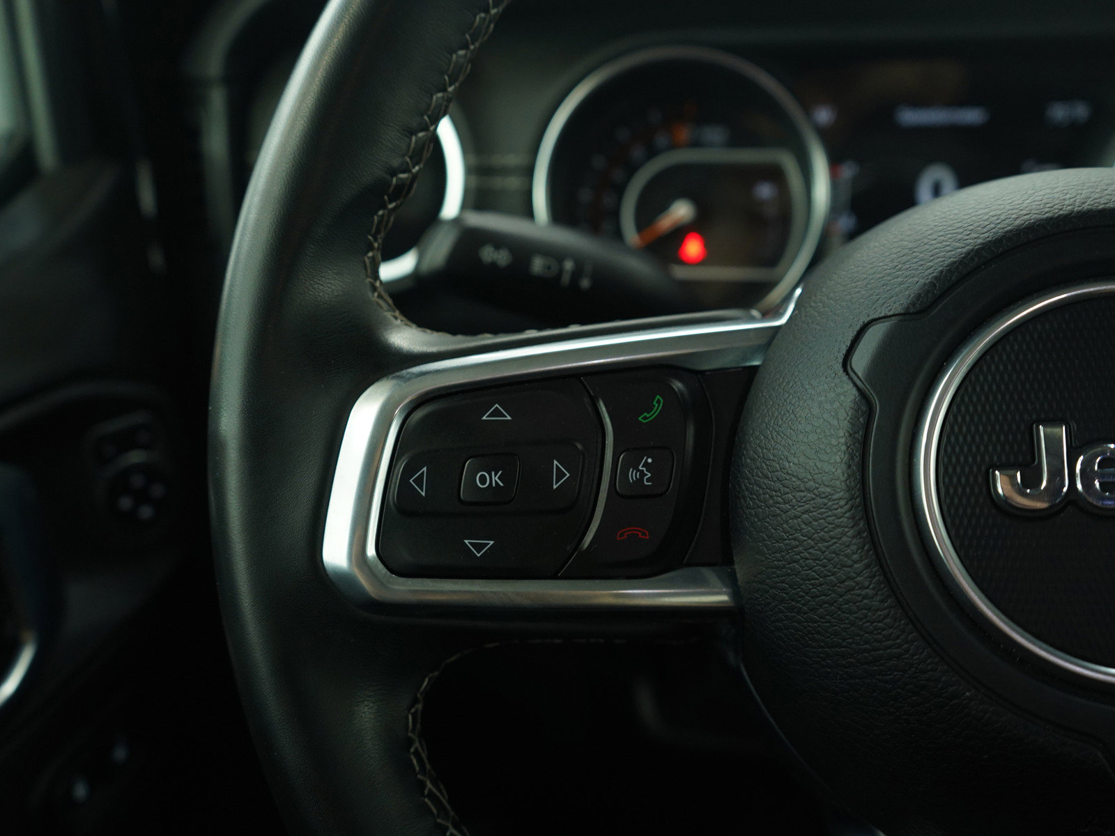 2021 Jeep Wrangler Unlimited Sahara photo 18