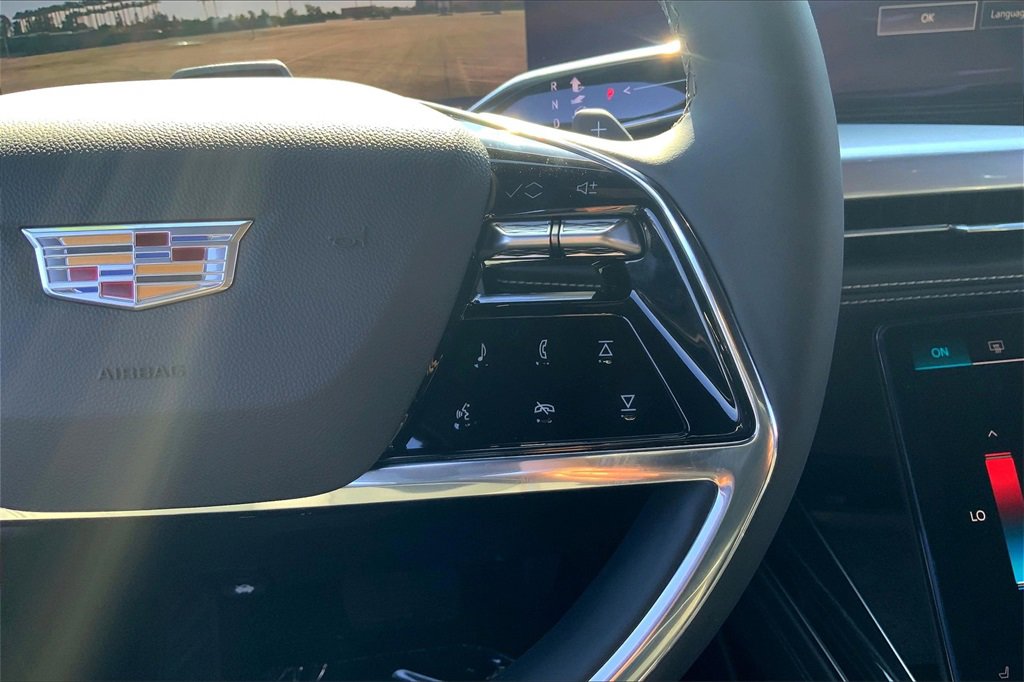 2025 Cadillac Escalade Sport photo 18