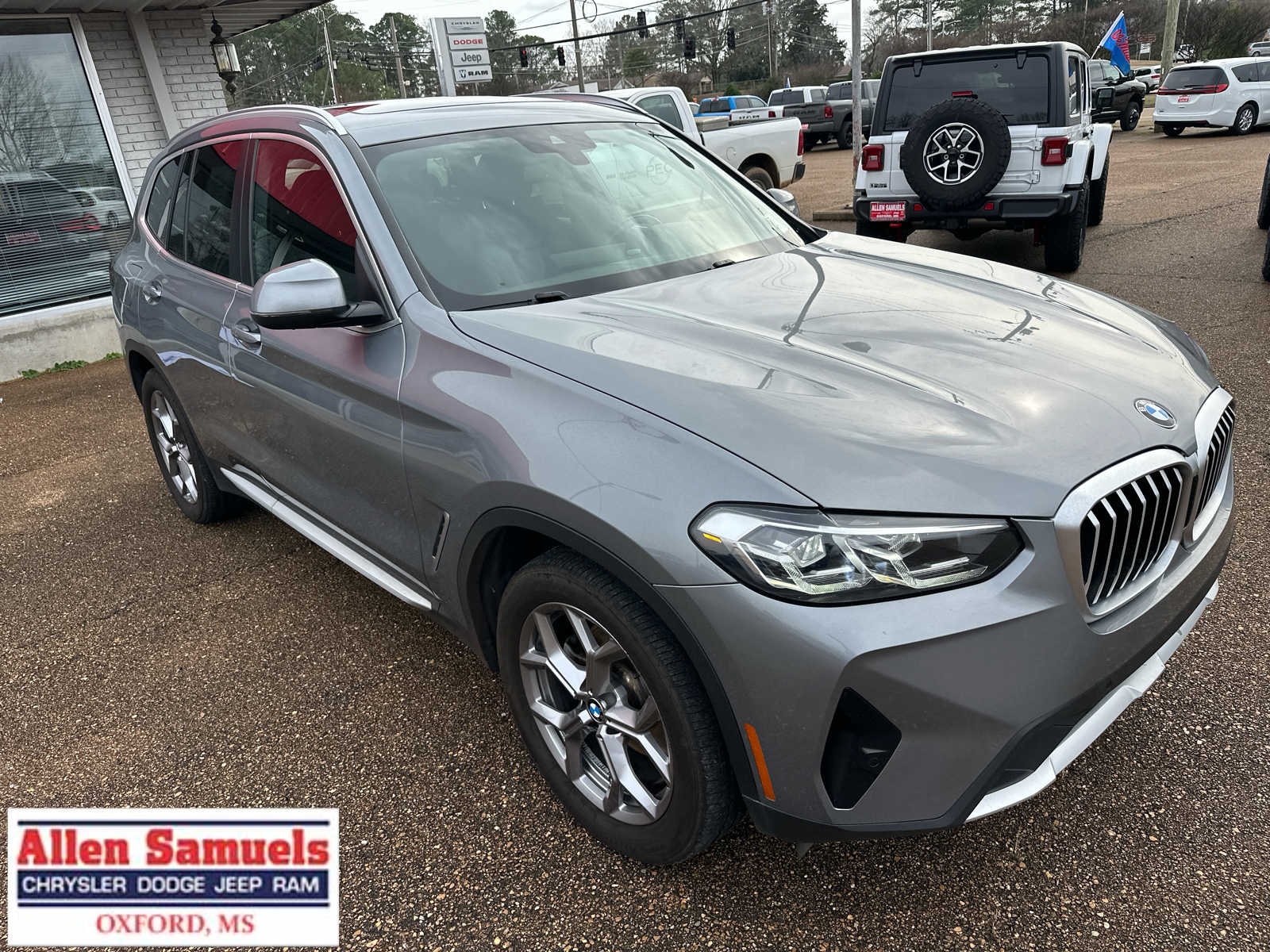 2023 BMW X3 30i's photo