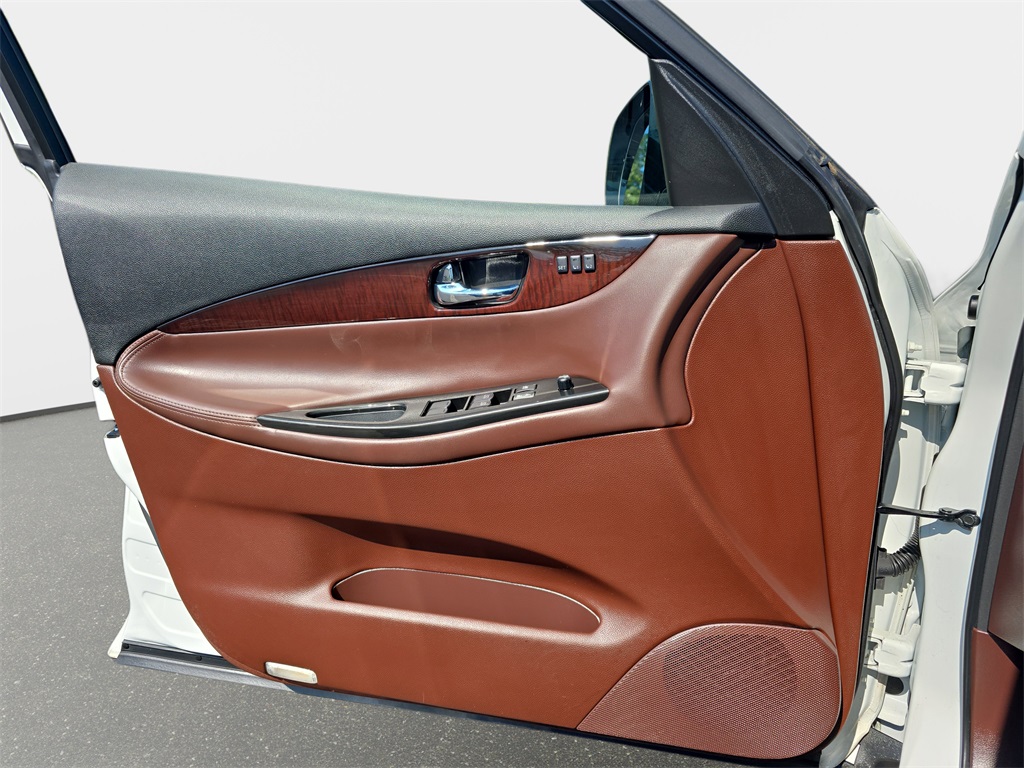 2016 Infiniti QX50 Base photo 25