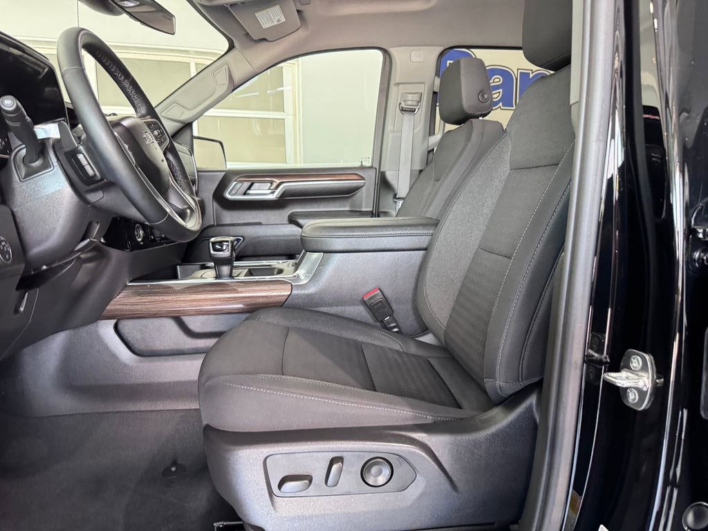 2024 Chevrolet Silverado 1500 LT Trail Boss photo 7