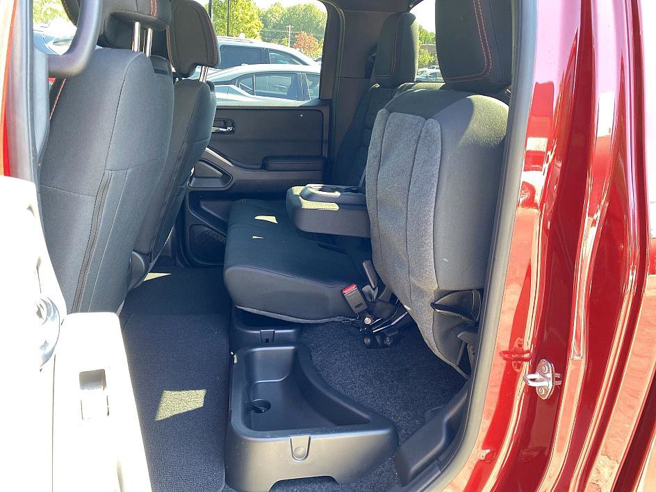 2025 Nissan Frontier PRO-X photo 16