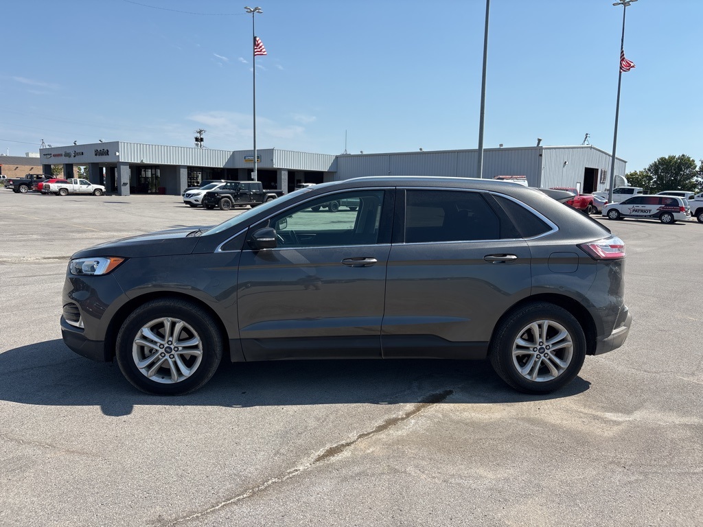2019 Ford Edge SEL photo 4