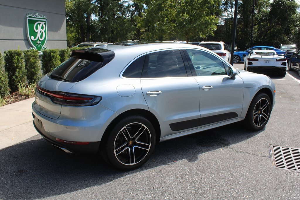 2021 Porsche Macan Base photo 4