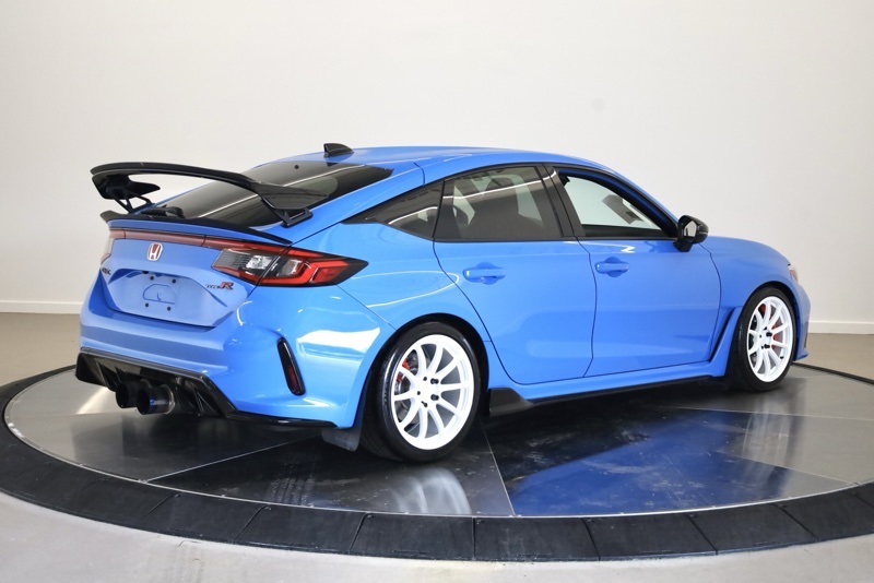 2024 Honda Civic Type R photo 3