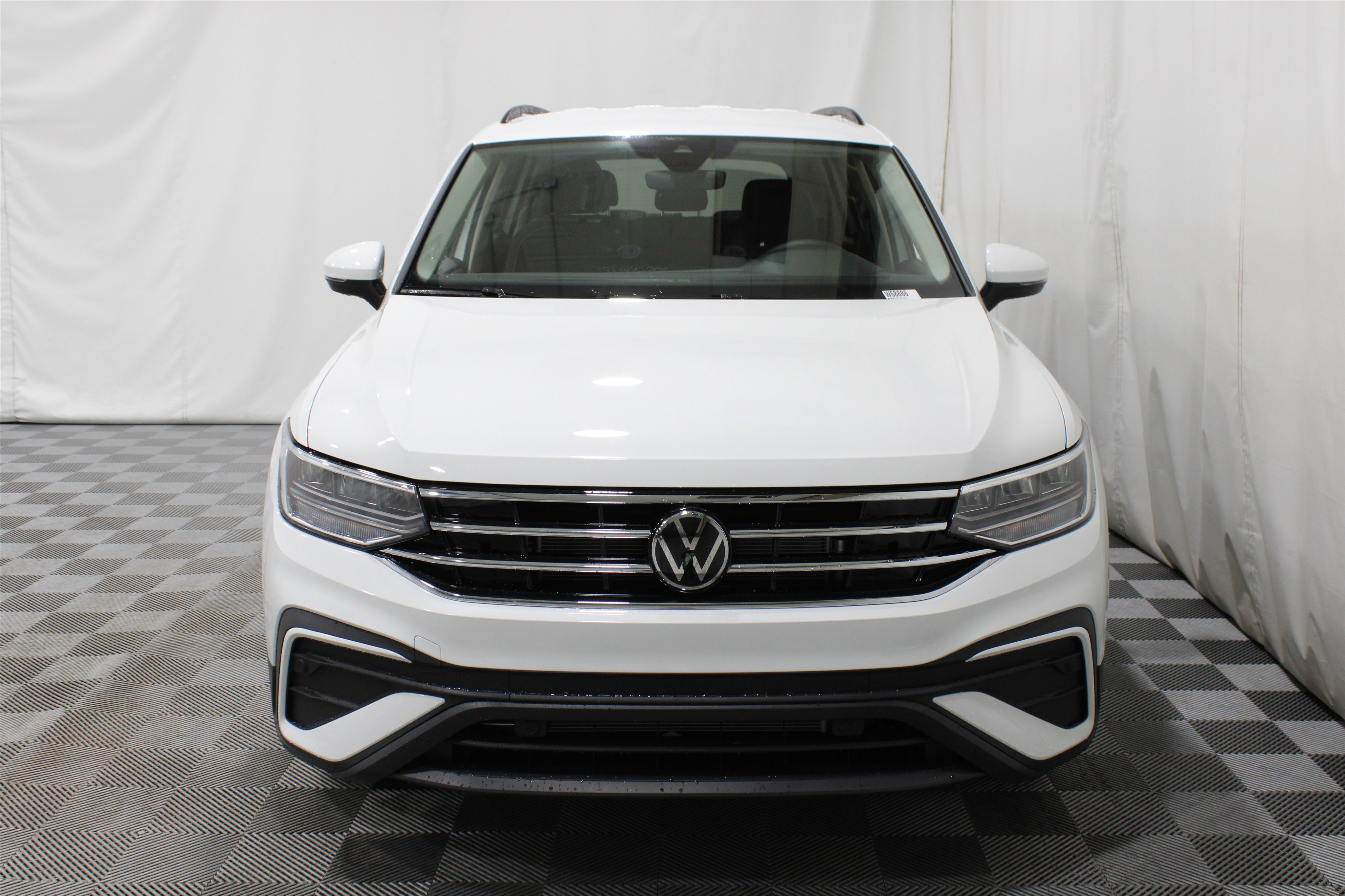 2024 Volkswagen Tiguan S photo 6