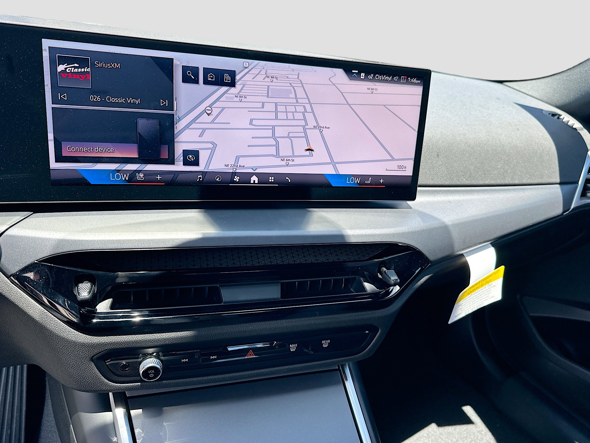 2025 Bmw 230i photo 12