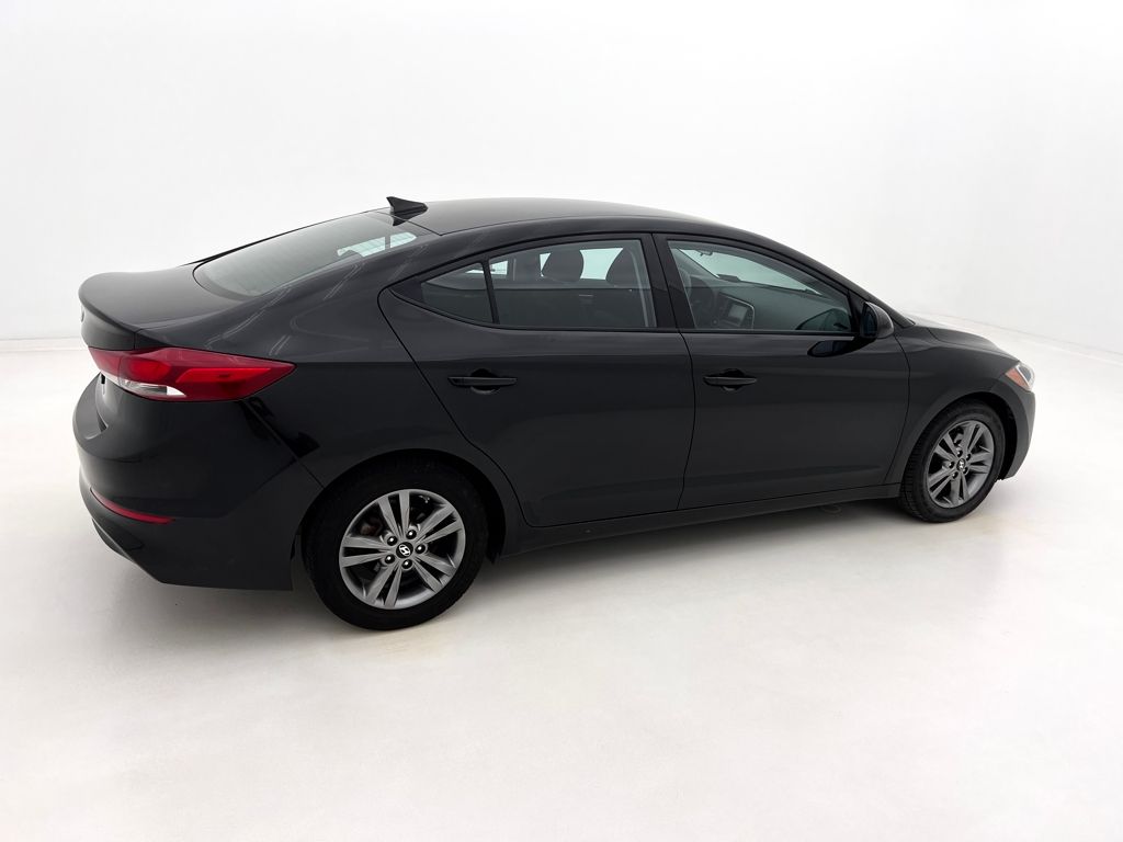 2018 Hyundai Elantra SEL photo 9