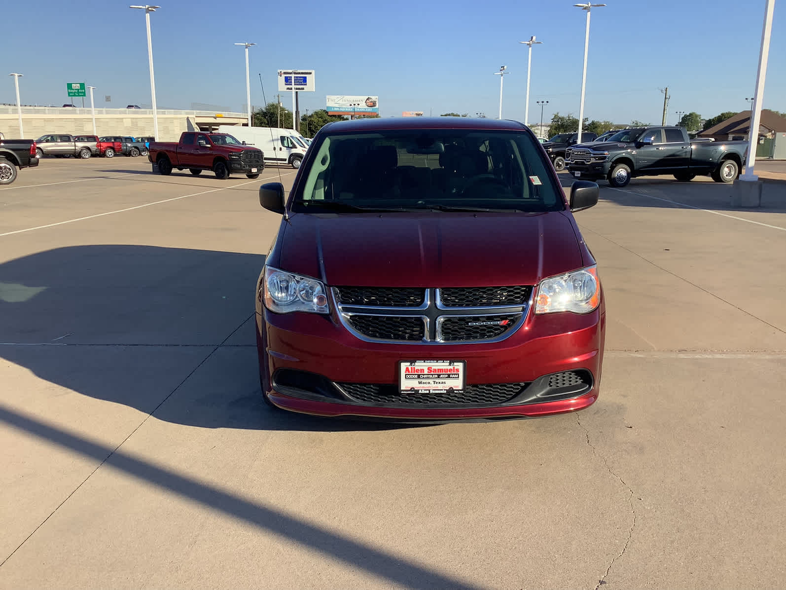 2019 Dodge Grand Caravan SE photo 3