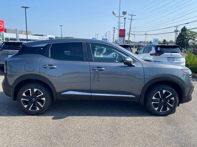 2025 Nissan Kicks SV photo 2