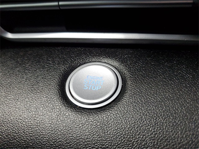 2021 Hyundai Elantra SEL photo 20