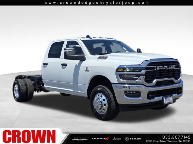 2025 Ram 3500 Tradesman photo 3