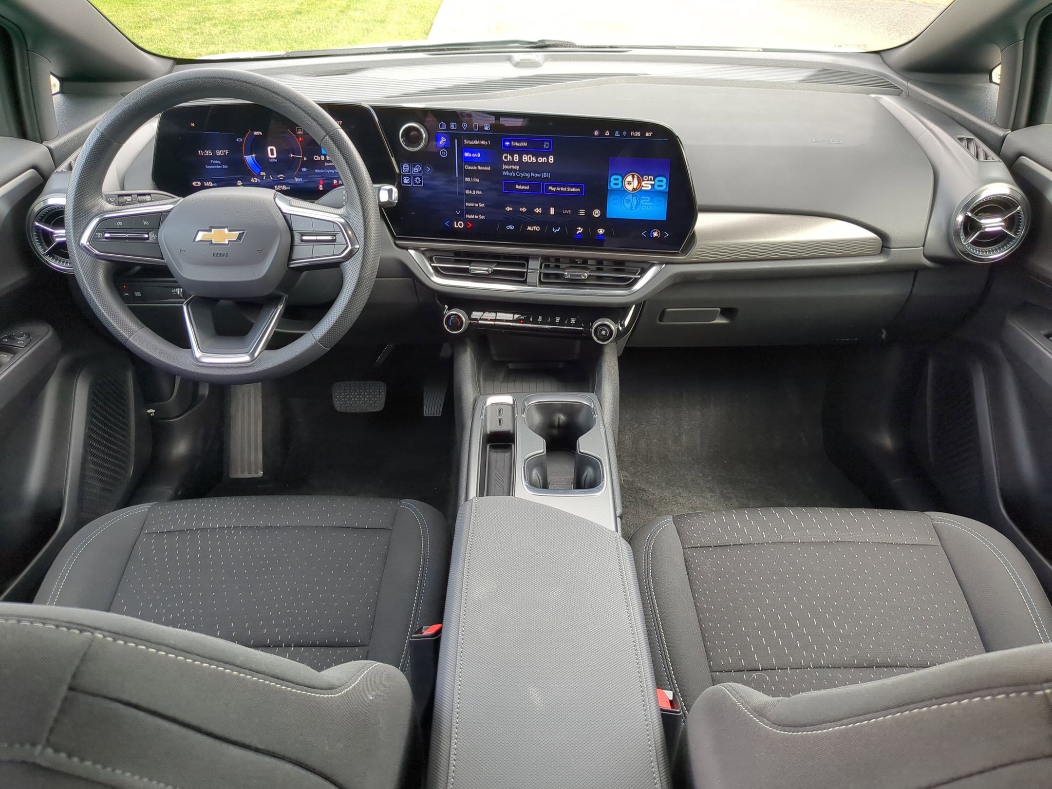 2025 Chevrolet Equinox EV 1LT photo 17