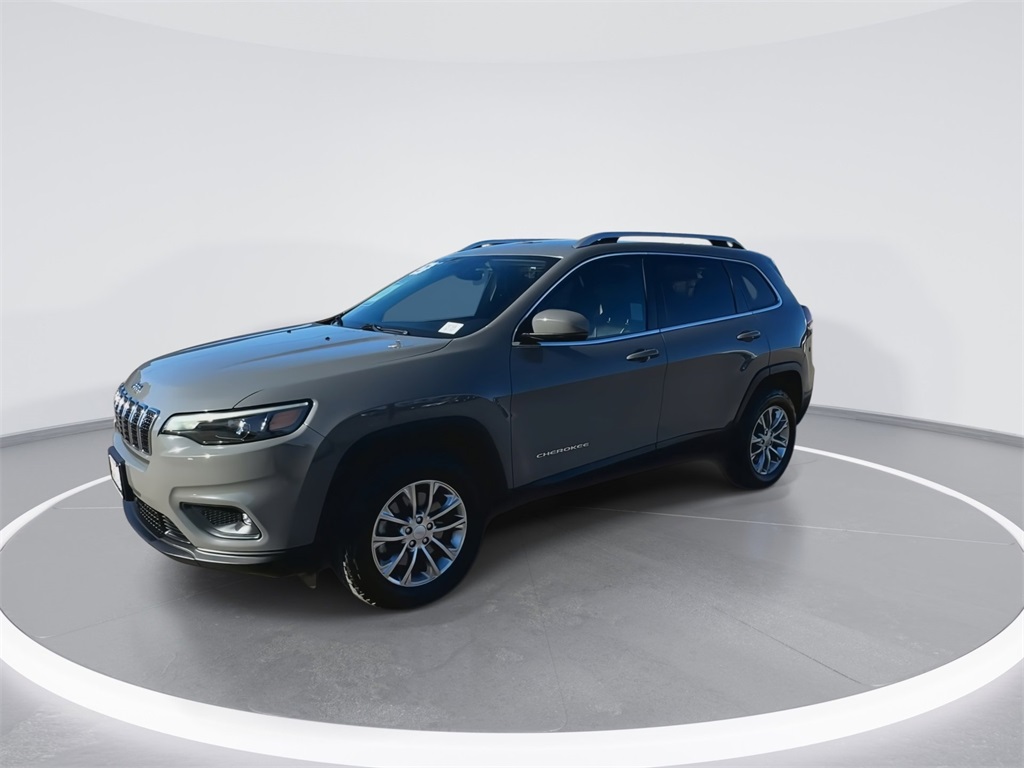 2021 Jeep Cherokee Latitude photo 2