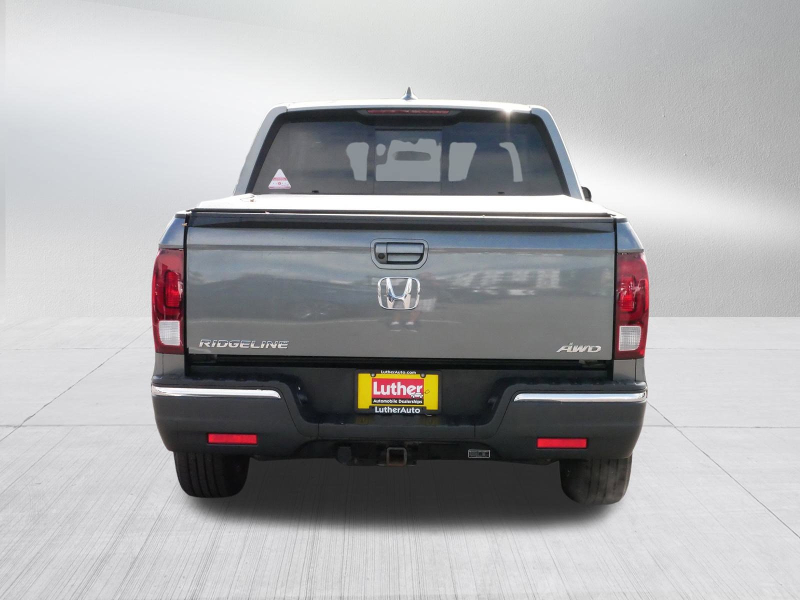 2019 Honda Ridgeline RTL photo 6