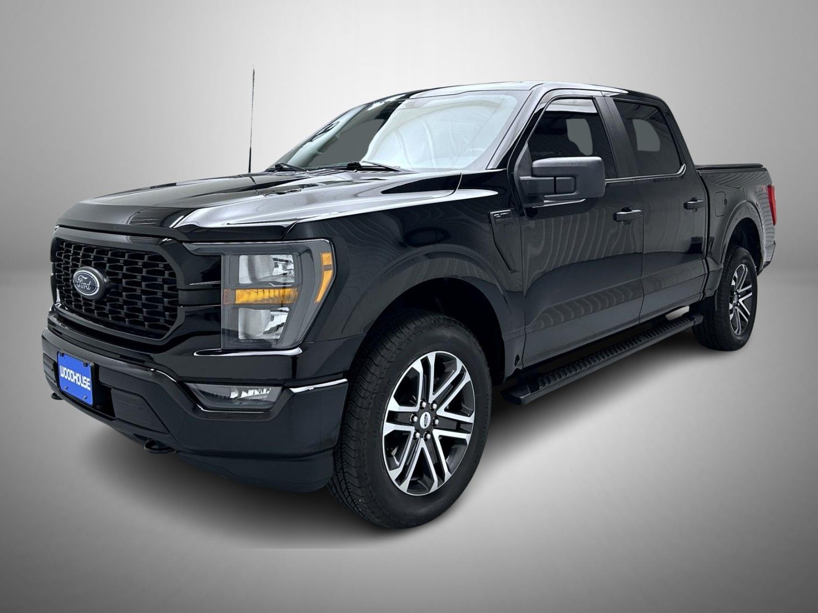 2023 Ford F-150 XL's photo