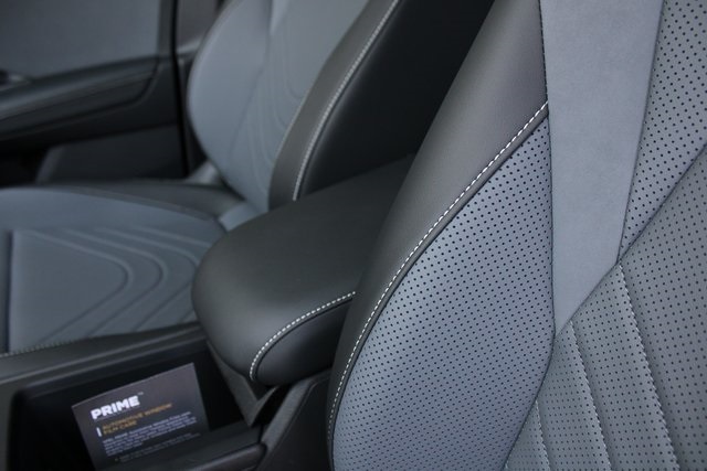 2025 Volkswagen Tiguan SE R-Line Black photo 2