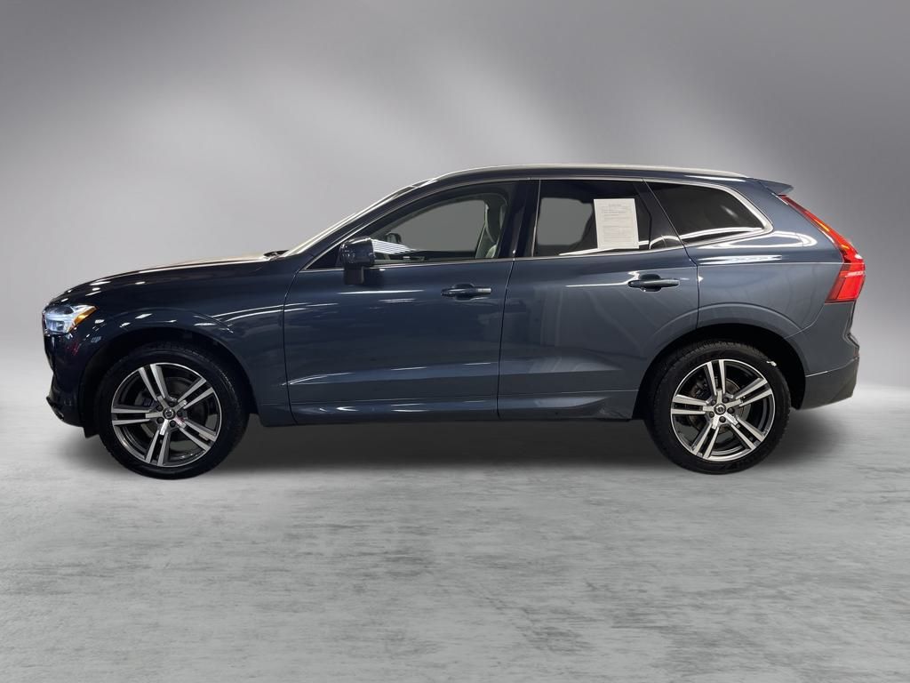 2021 Volvo XC60 T5 Momentum photo 2
