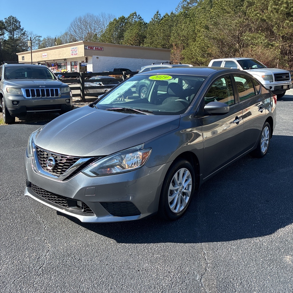 2019 Nissan Sentra SV's photo