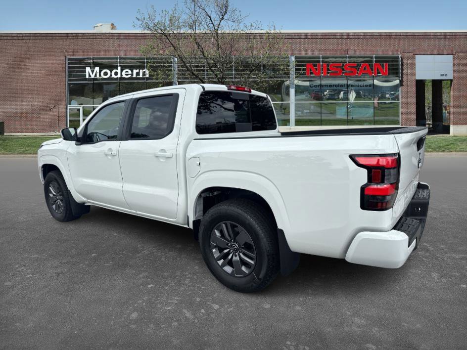 2025 Nissan Frontier SV photo 2