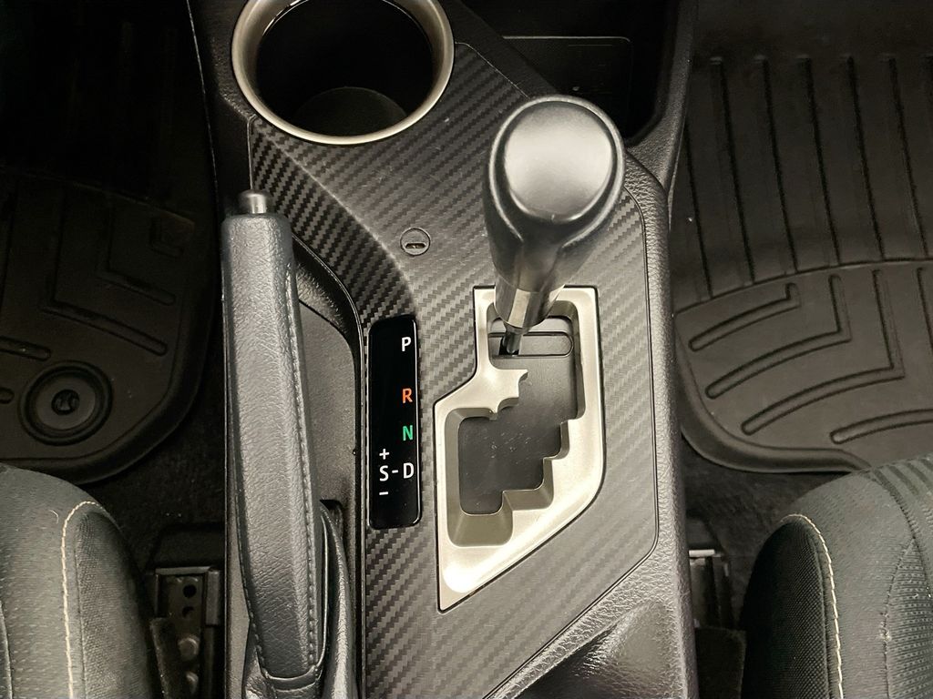 2013 Toyota RAV4 XLE photo 14