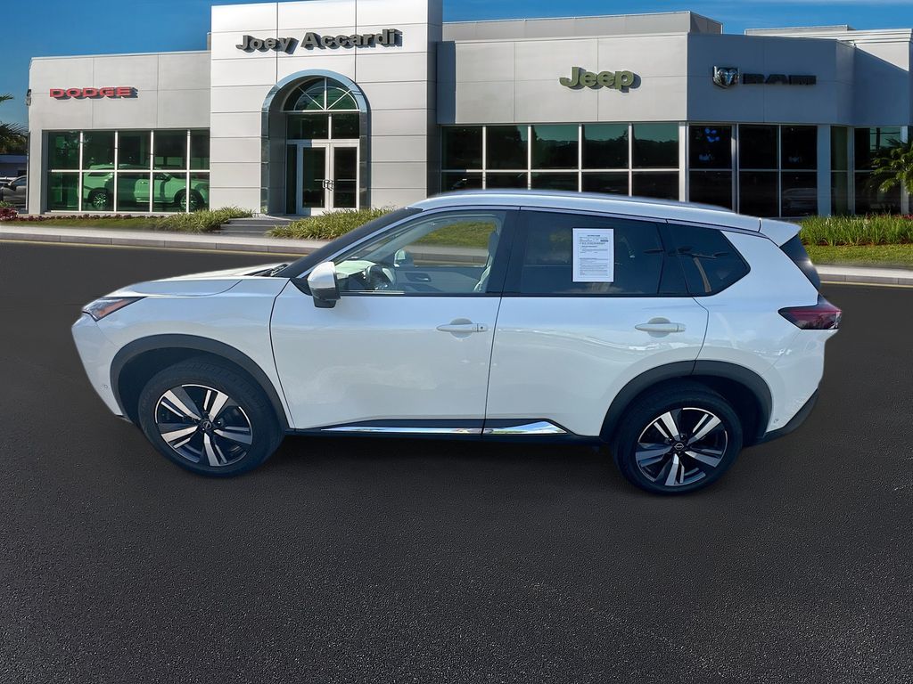 2023 Nissan Rogue SL photo 4