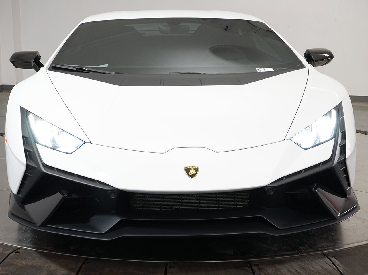 2023 Lamborghini Huracan Tecnica photo 4