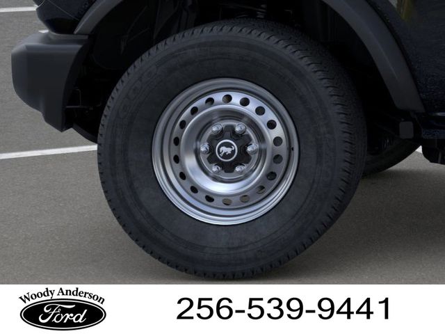 2025 Ford Bronco Base photo 19