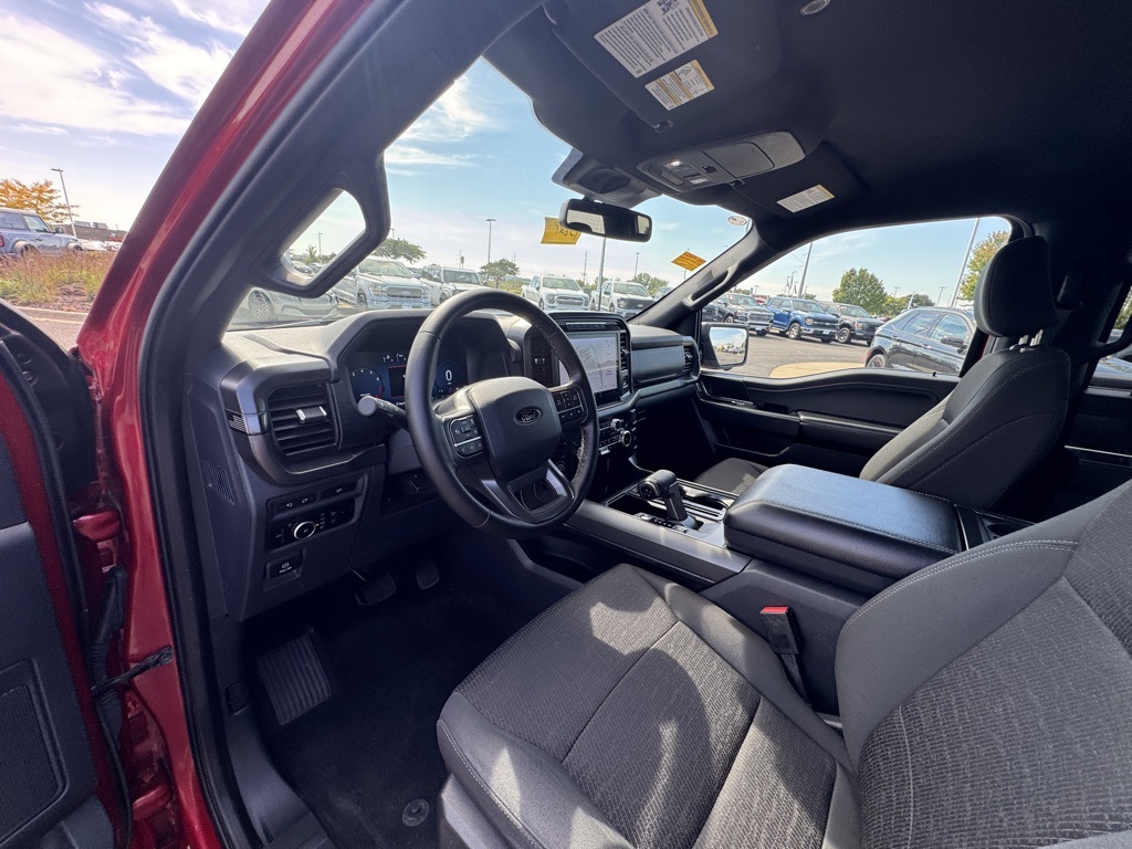 2024 Ford F-150 XLT photo 11