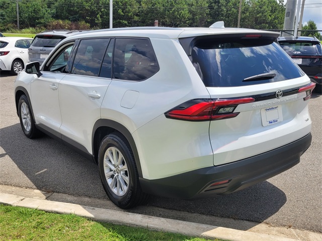 2024 Toyota Grand Highlander Limited photo 9