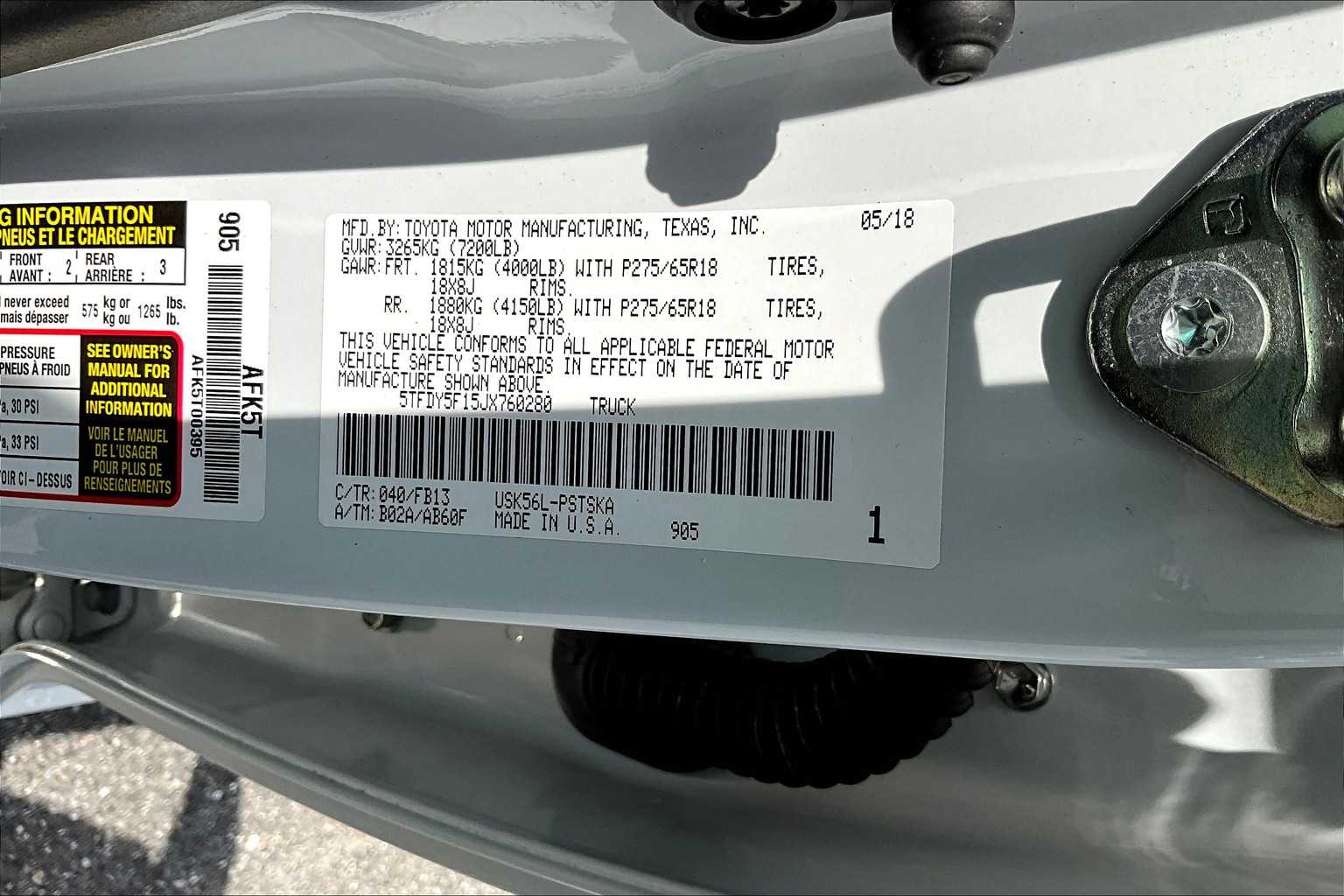 2018 Toyota Tundra SR5 CrewMax photo 30