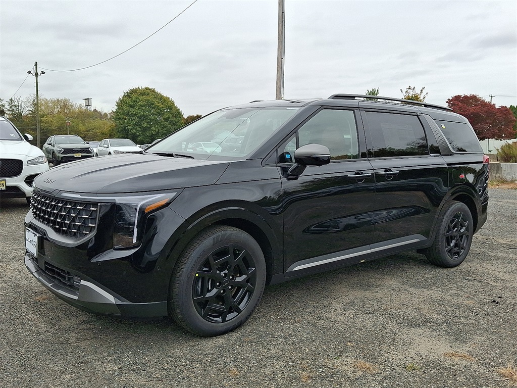 2026 Kia Carnival SX photo 2