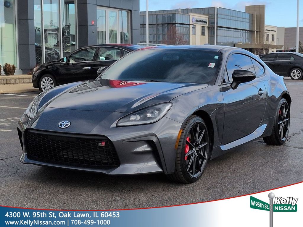 2025 Toyota GR86 Premium's photo