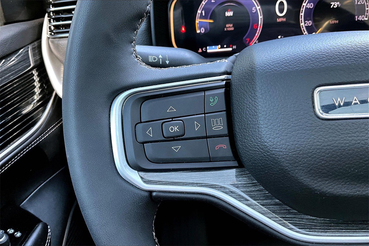 2022 Jeep Wagoneer Series II photo 25